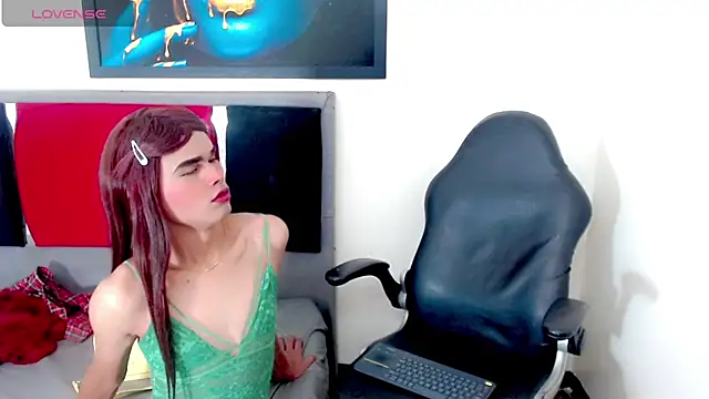 Gata Salvaje   online show from March 16, 5:10 am