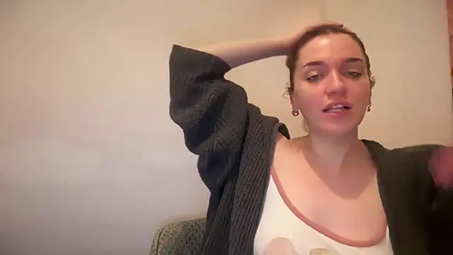 sammygirlll online show from May 6, 4:49 am