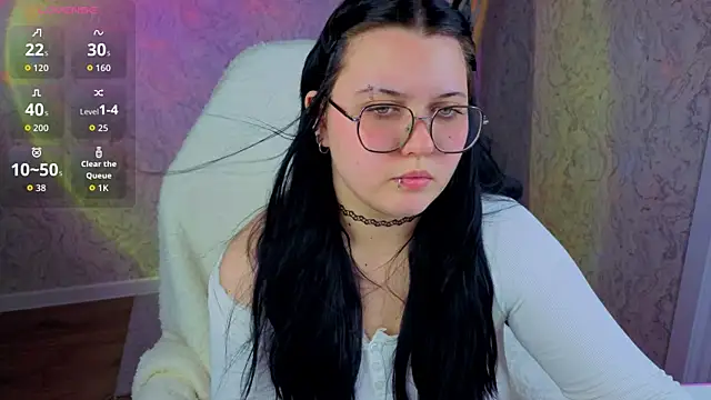 Kira G0ld online show from June 16, 5:14 pm