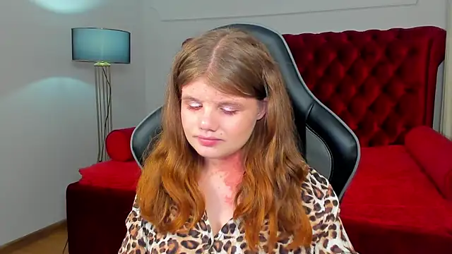 ChloeHalses online show from July 2, 5:08 pm