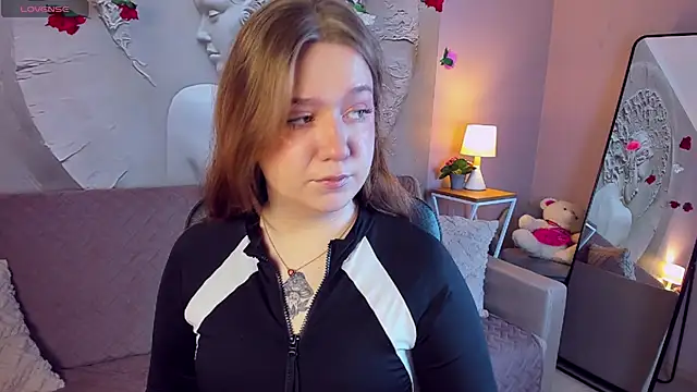 RachelDiRose online show from March 15, 3:08 am