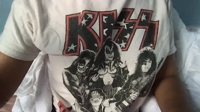 laurenace online show from February 6, 5:38 pm