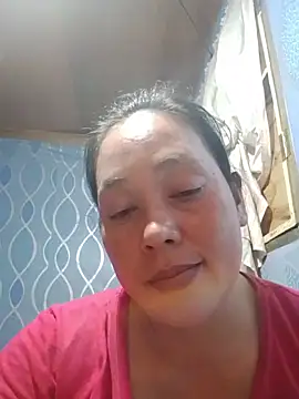 May Bombs online show from June 27, 1:06 pm