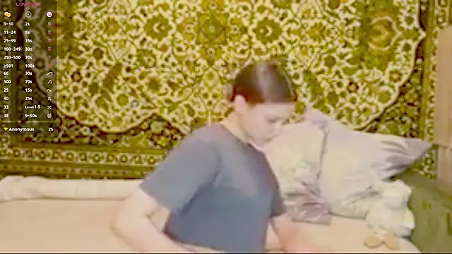 MonaFlame online show from March 9, 2:42 pm