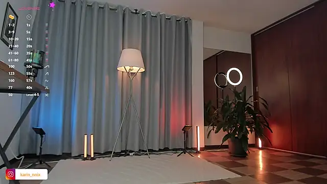 karinnixx online show from July 23, 7:11 pm