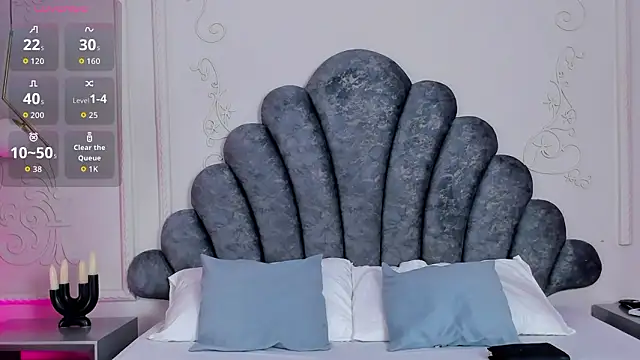 Amelia-Grace online show from February 18, 1:54 pm