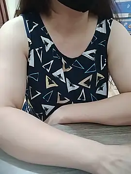LiilyZi online show from June 18, 4:56 pm
