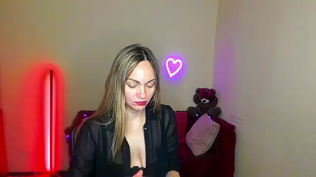 BlondMikey22 online show from June 20, 5:22 am