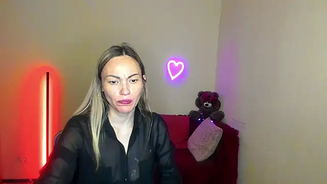 BlondMikey22 online show from June 17, 11:22 am