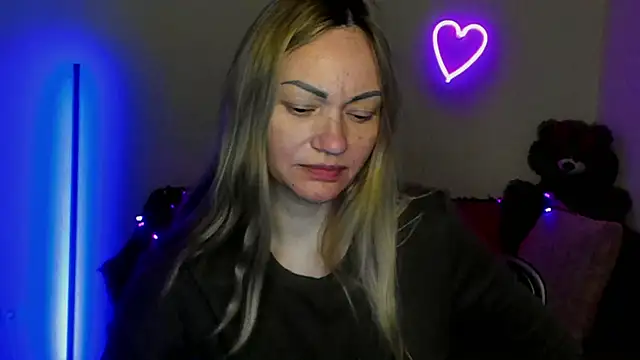 BlondMikey22 online show from May 3, 5:55 am