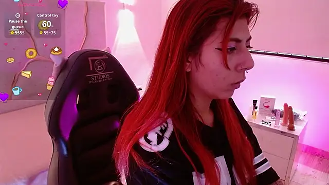 Sashaa tay online show from February 24, 7:23 pm