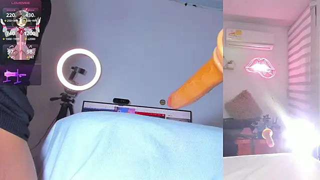 lana  kane   online show from February 26, 9:41 am