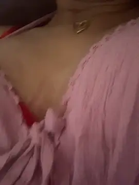 raavigirl online show from July 23, 1:51 am