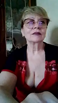 SophieBurns online show from July 5, 10:43 am