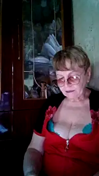 SophieBurns online show from July 24, 12:47 pm