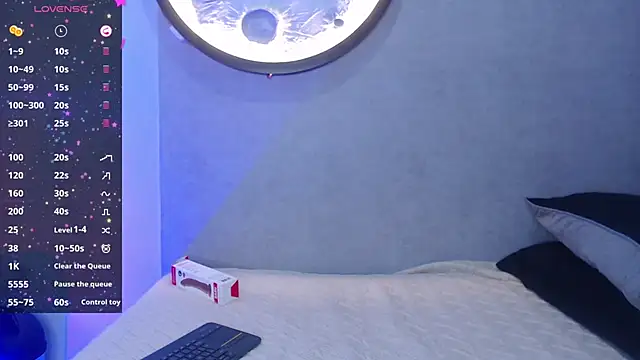 Sharlo Alvarez online show from March 12, 8:44 pm