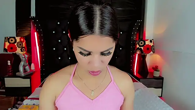 Makeyla Fox  online show from March 8, 12:42 pm