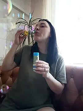 Annetta Miranda online show from March 6, 9:26 am