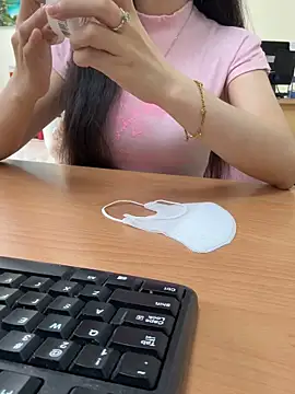 Celeste SexyY online show from April 28, 12:41 am