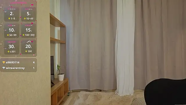 NikkyBee  online show from March 11, 9:02 am