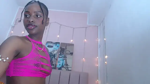 charlothcameronrs707 online show from May 2, 12:19 pm