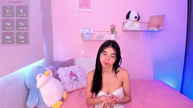 Mia Naive online show from July 30, 1:12 pm