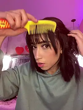 alahia pink online show from March 11, 2:49 am