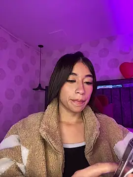 alahia pink online show from March 6, 4:18 am