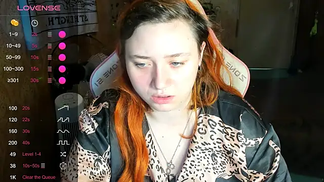 shamy lily online show from May 31, 7:04 pm