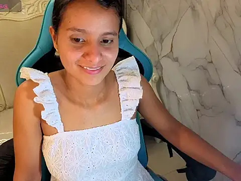 Cataleya23 a online show from June 16, 8:10 pm