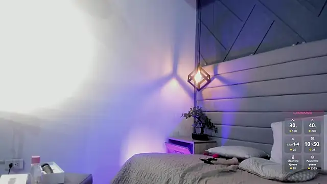 Cataleya marinn online show from April 29, 2:37 am