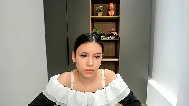 SulemaNeugin online show from February 10, 9:12 am