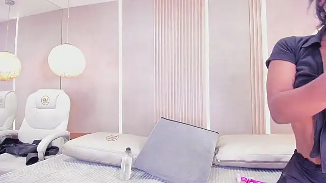 eva lain online show from July 11, 12:27 pm