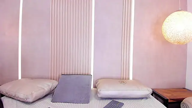 eva lain online show from July 10, 12:16 pm