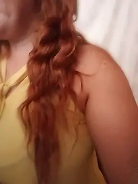 Lindagirlcum online show from April 29, 7:30 pm
