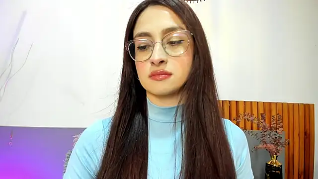 AndraCyruss online show from April 29, 11:10 pm