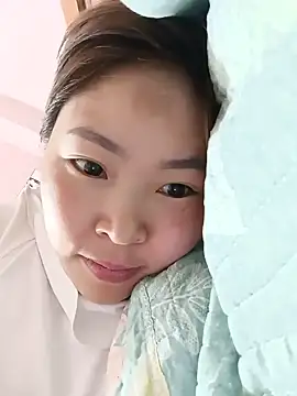 Yiyoongg online show from June 20, 3:43 am