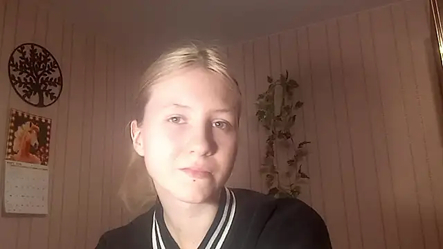 RunawayBr1de online show from March 20, 3:06 pm