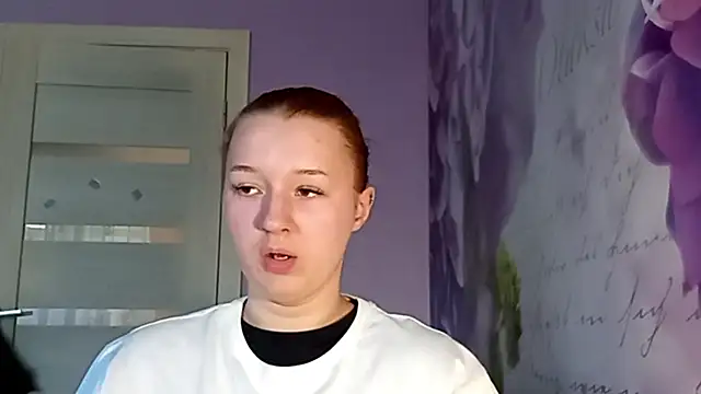 ChantayCambronne online show from April 26, 12:14 pm