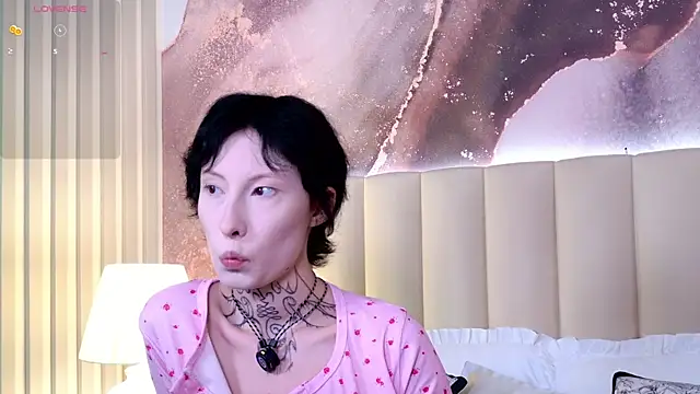 roxy morrison x online show from July 22, 6:47 am