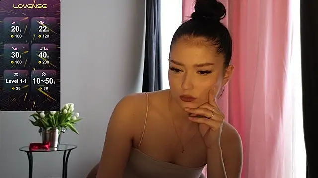 Whitney11 1131 online show from March 9, 7:44 am