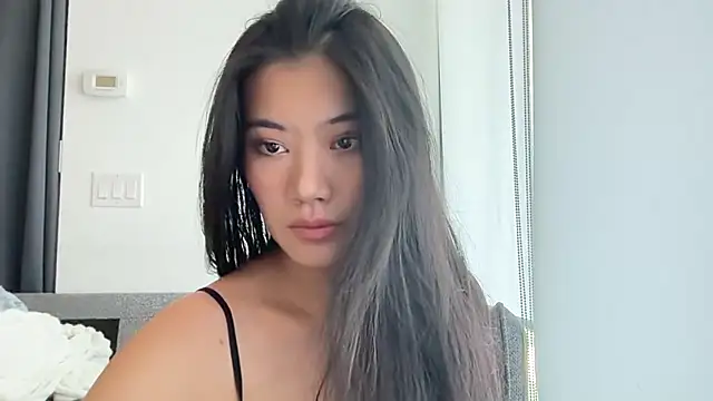 Joycelovely online show from May 21, 5:44 pm