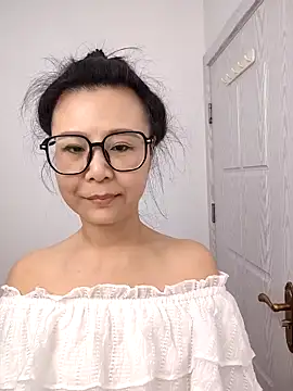 yunchui0101 online show from March 16, 7:45 am