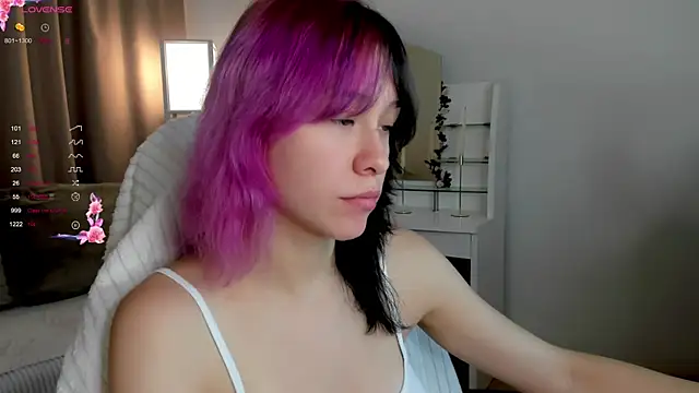 EmilyTrase online show from August 7, 1:12 am