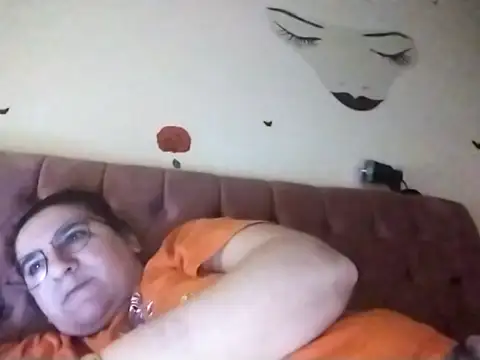 dana92vat online show from March 9, 6:55 pm