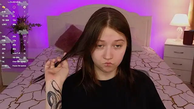 MmollyMay online show from February 22, 10:38 am