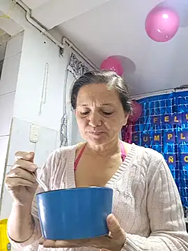 Alexamontiel  online show from March 10, 12:31 pm