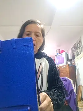 Alexamontiel  online show from March 11, 1:36 pm