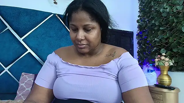 AlexaRousse4u online show from June 27, 11:33 pm