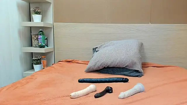 PinkyTwerkyX online show from June 14, 4:57 am